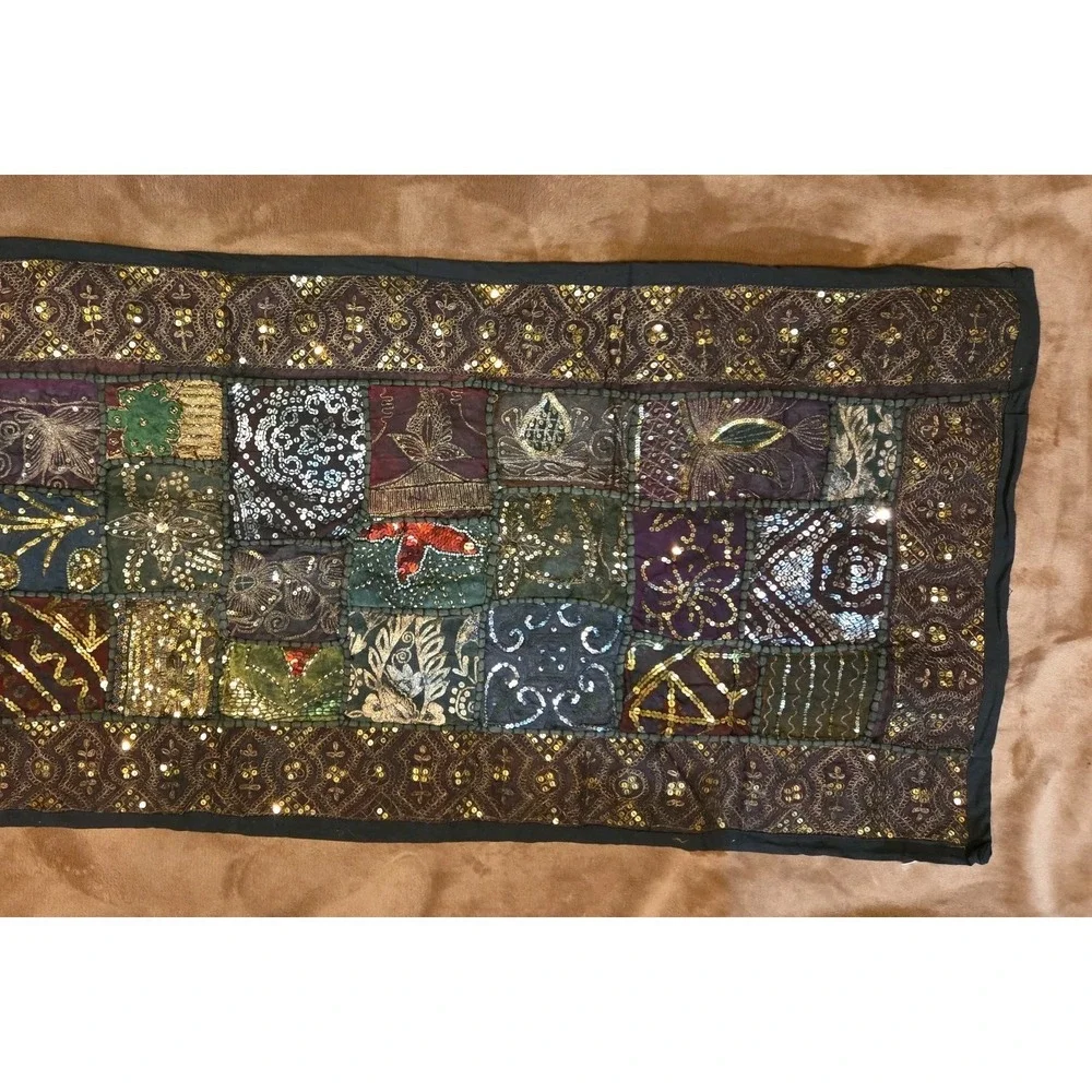 Table Runner Topper Wall Hanging Decor Made in India Quilted Sequined‎ Artisan